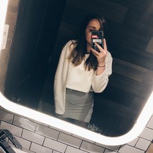 Meet your Posher, Caroline